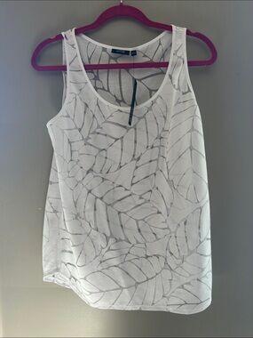 NWT Size Large Apt. 9 White Tank Top with  Leaf Pattern